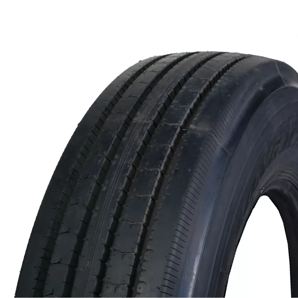 Грузовая шина 295/80 R22,5 Long March LM-216 18PR в Красноуфимске