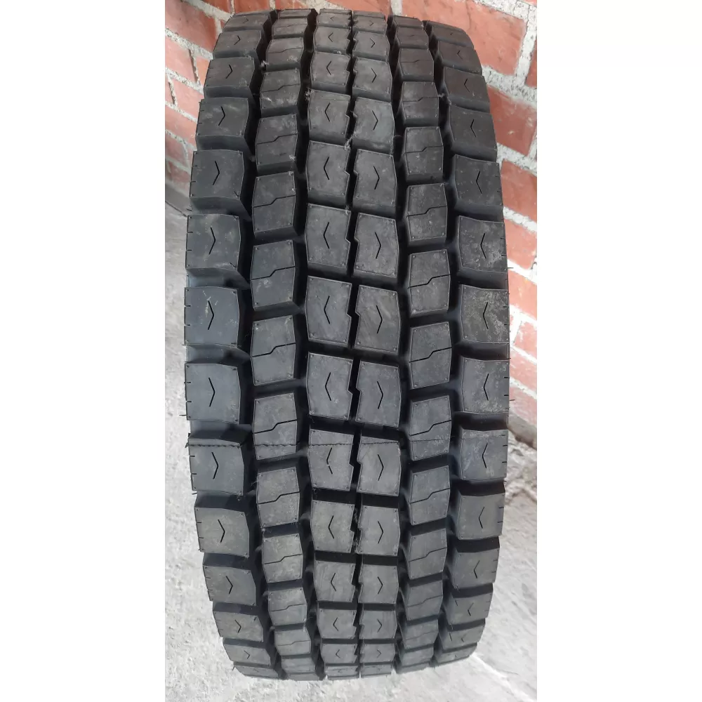 Грузовая шина 305/70 R19,5 Long March LM-329 18PR в Красноуфимске